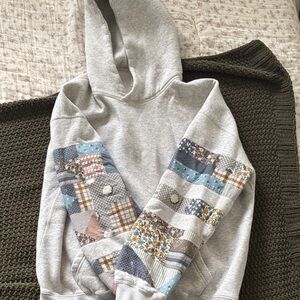 Abercrombie Gray Hoodie with Patchwork Sleeves Men’s Small